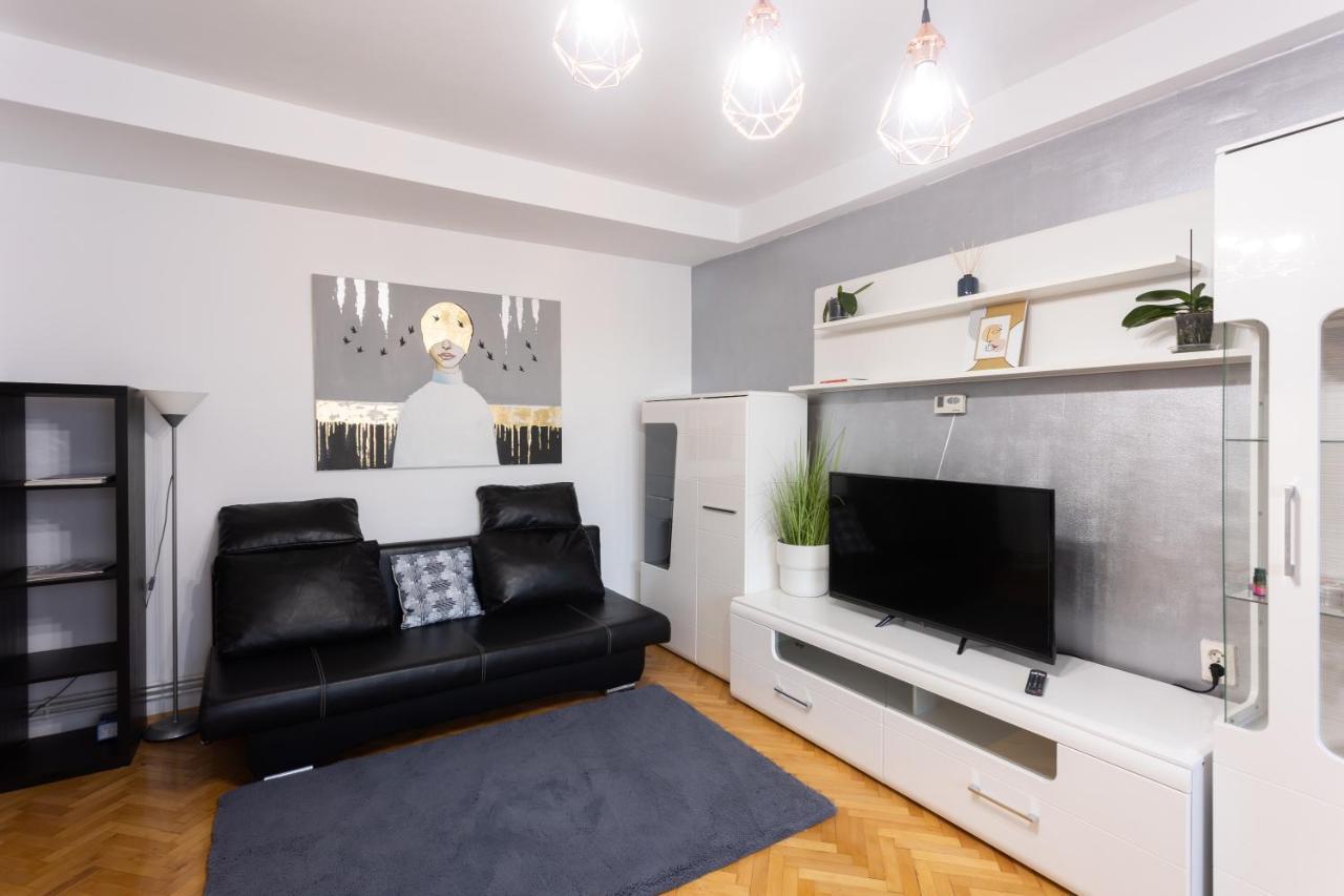 Central Apartment Marosvásárhely Kültér fotó