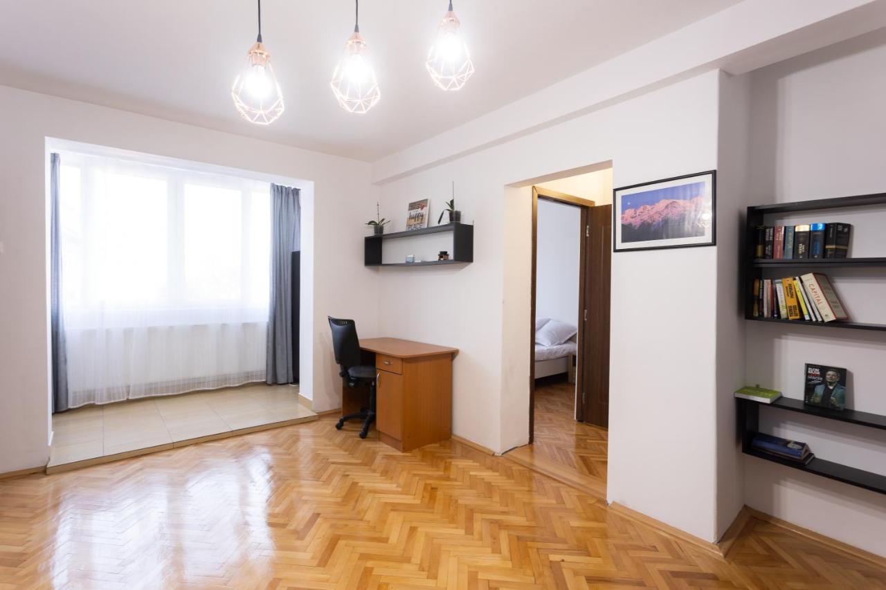 Central Apartment Marosvásárhely Kültér fotó